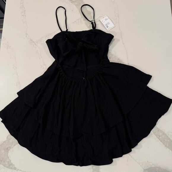Halara NWT Backless Tie Back Tiered Ruffle Flowy Mini Dress Women's Medium Black - Picture 4 of 9